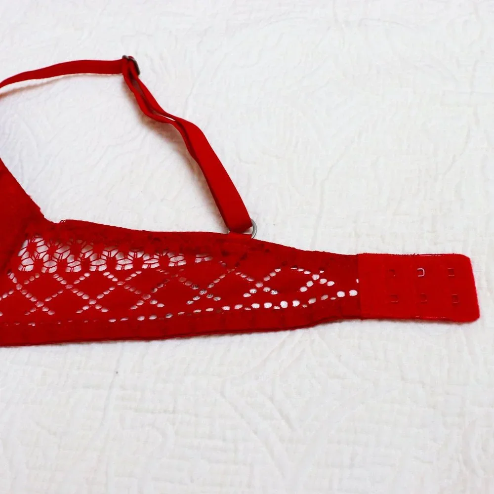 Lucky Brand | Red Lace Bra Size 36C Wireless, Lightly Padded - Picture 2 of 10